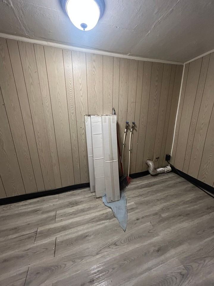 1910 Johnson St - Photo 6 of 11