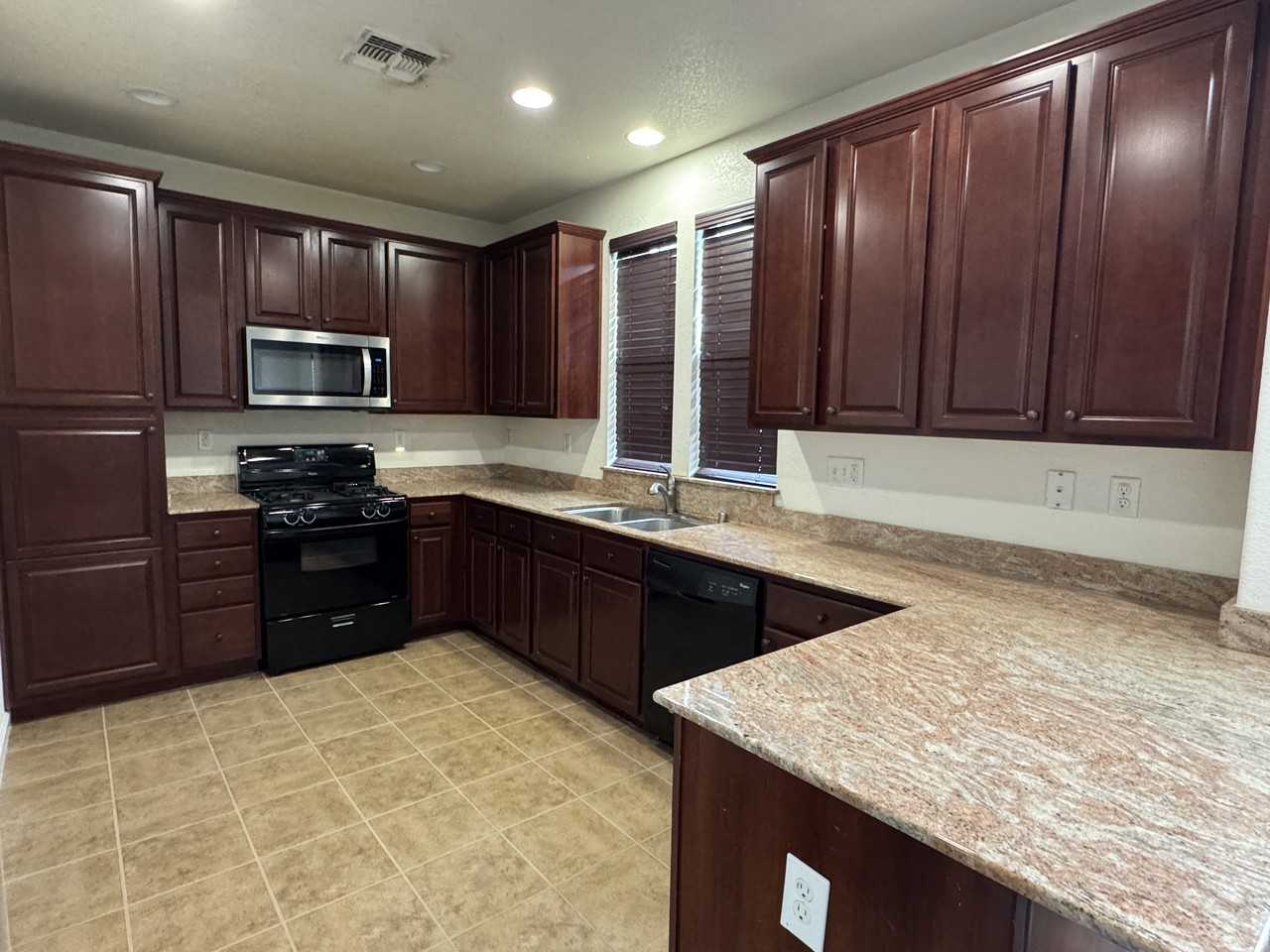 88 Sluice Way - Photo 2 of 6