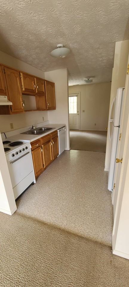 3100 Dodson Branch Rd - Photo 2 of 50