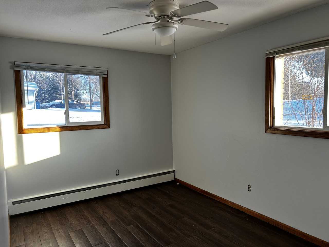 211 79th Way NE - Photo 2 of 6