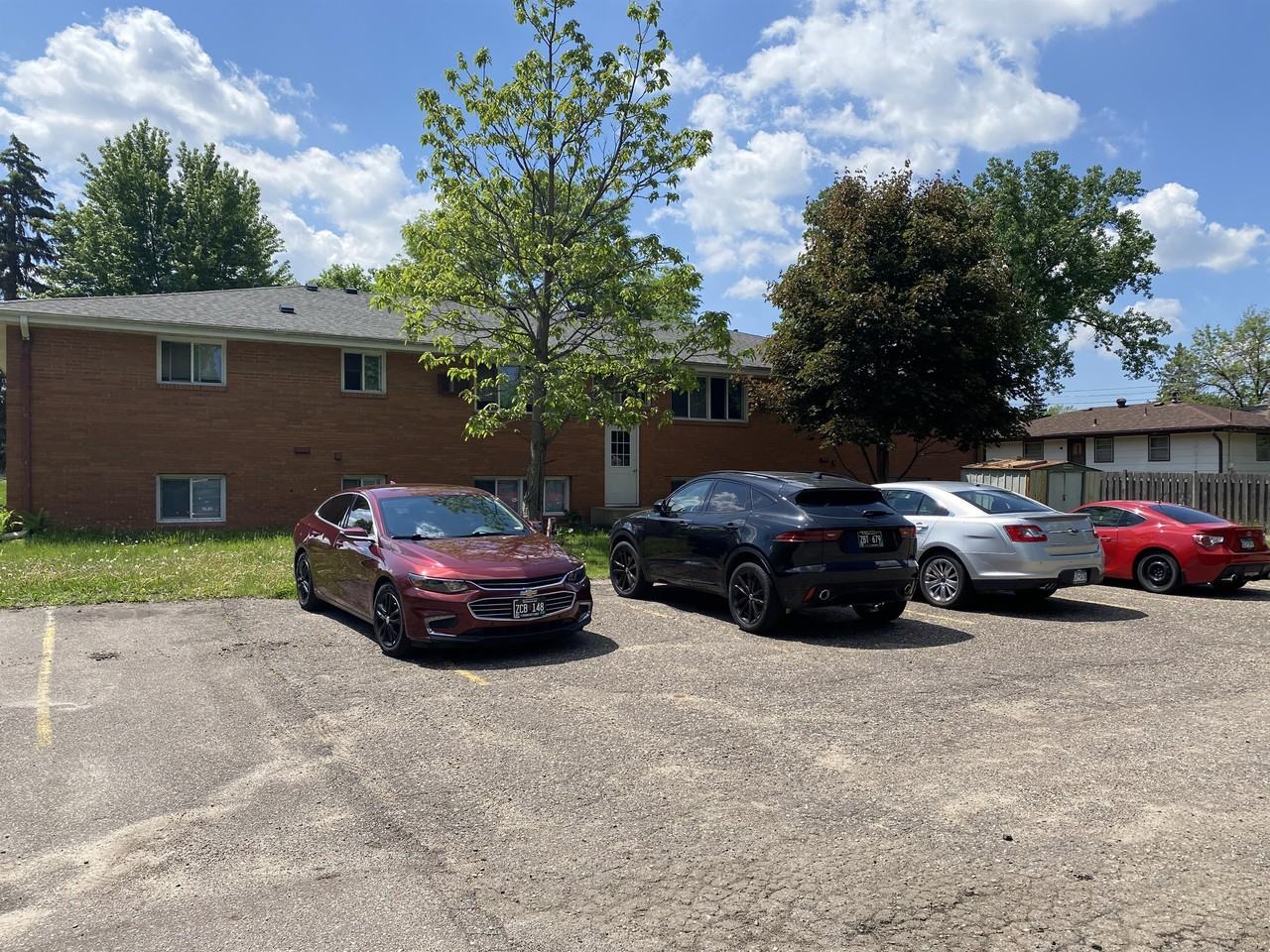 211 79th Way NE - Photo 5 of 6