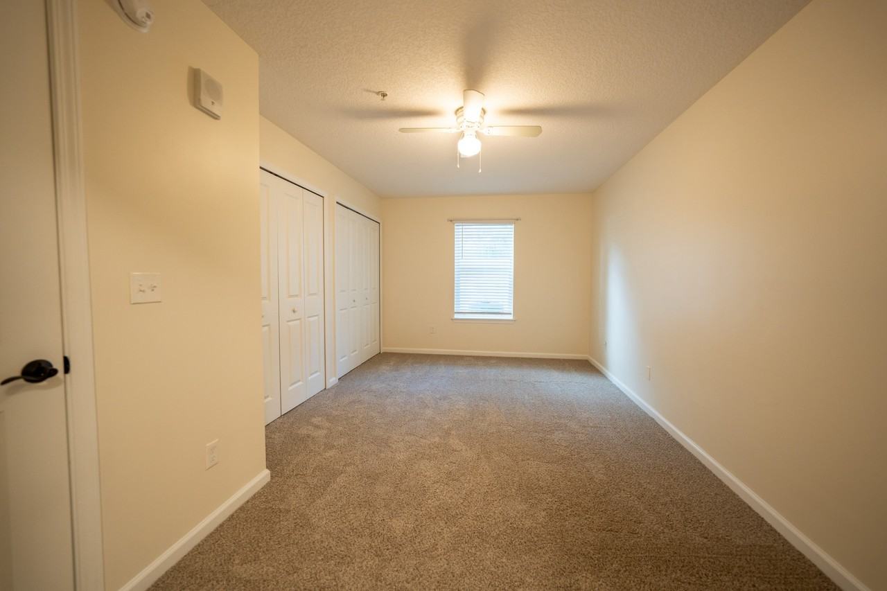 806 Oak Street - Photo 6 of 50