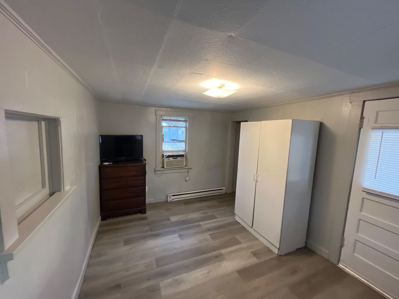 1306 S bus 54 - Photo 3 of 4