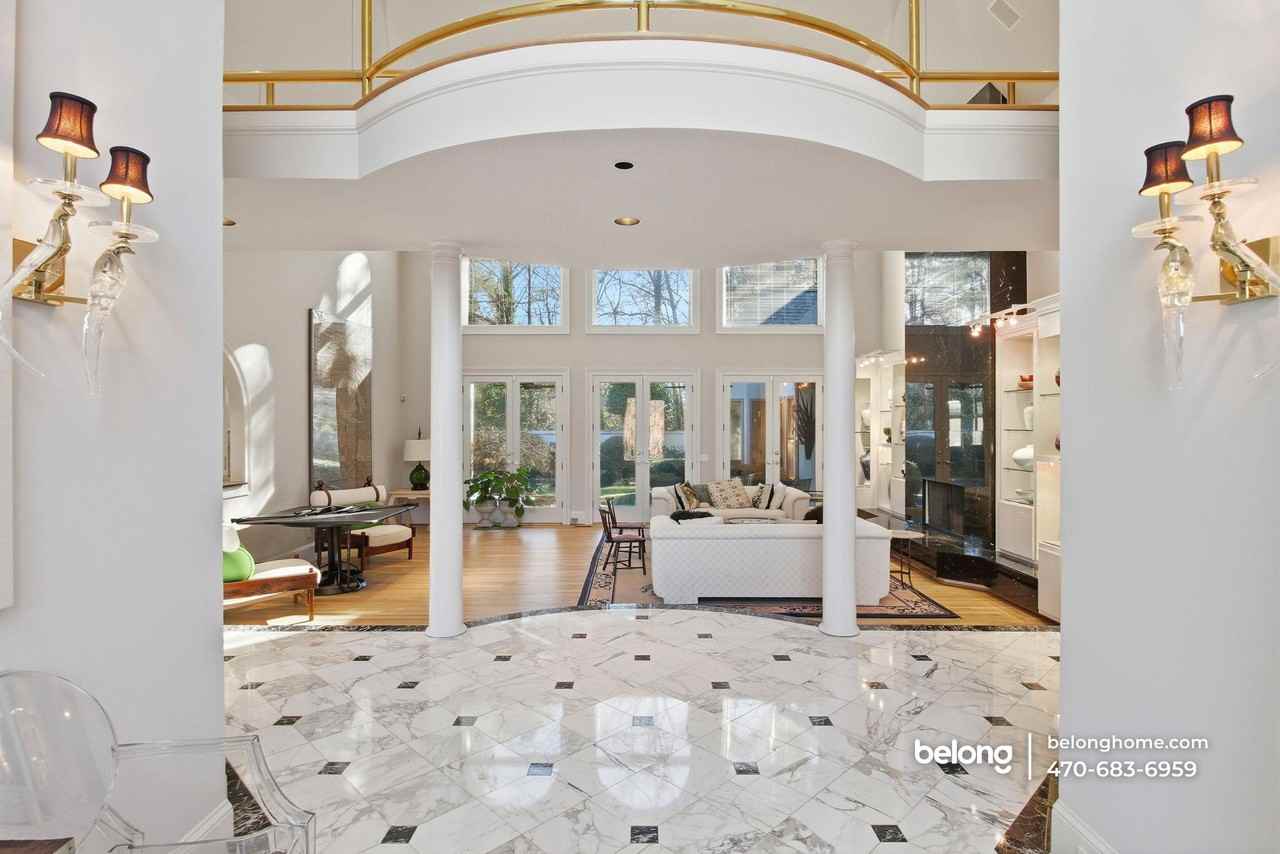 115 Cross Roads Ct - Photo 4 of 39