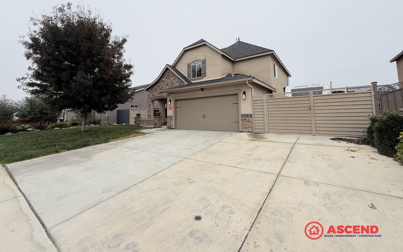 5419 Clarion Channel Ln