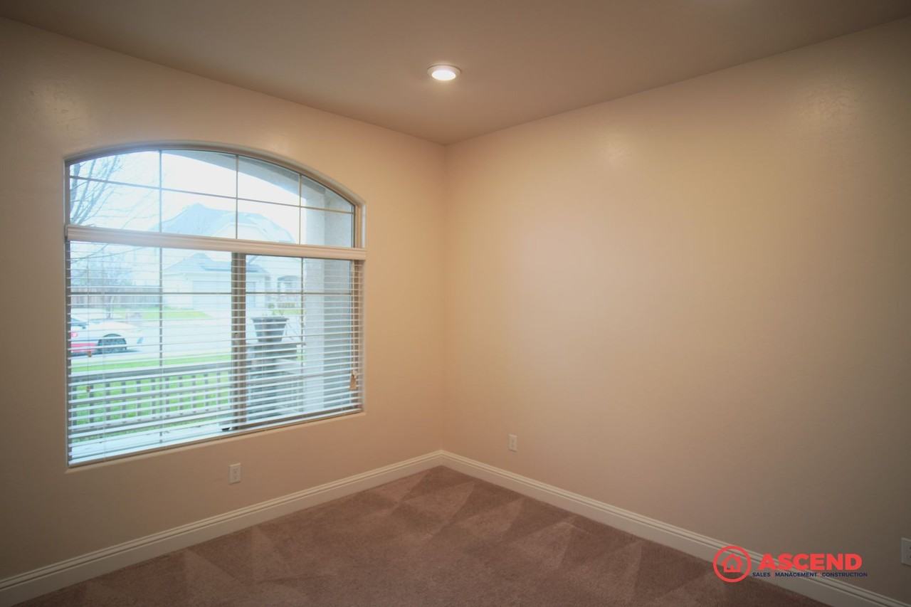 5419 Clarion Channel Ln - Photo 4 of 26