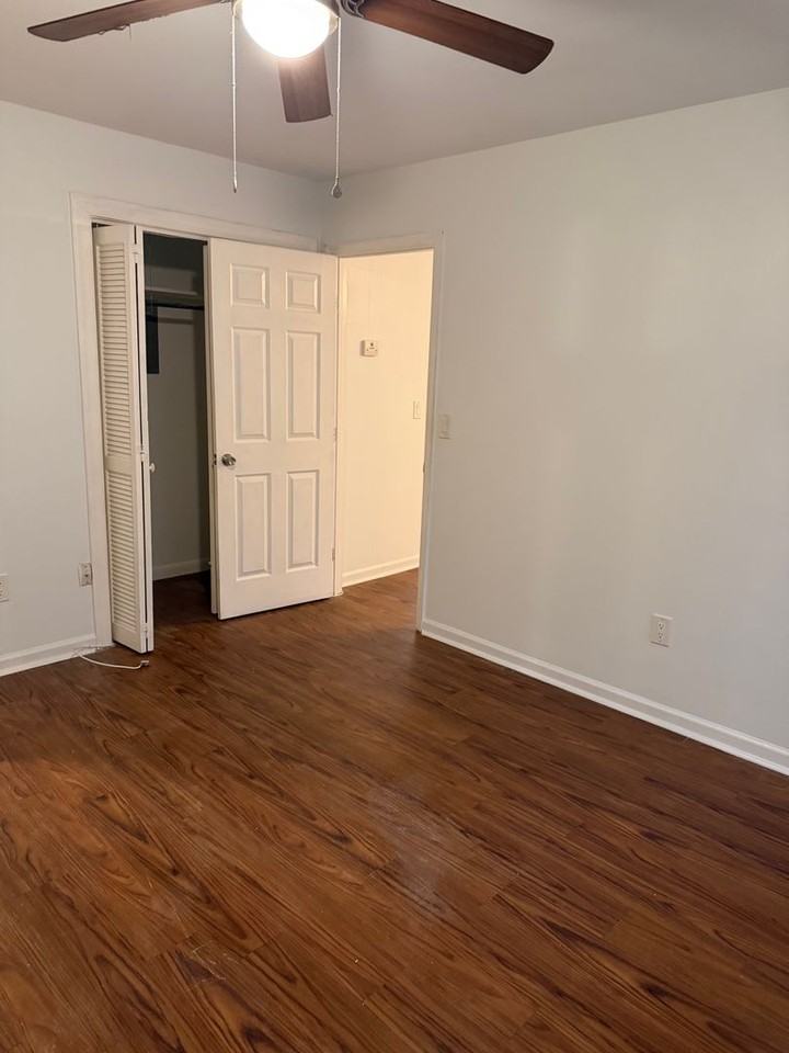 8838 Deerwood Dr - Photo 3 of 4