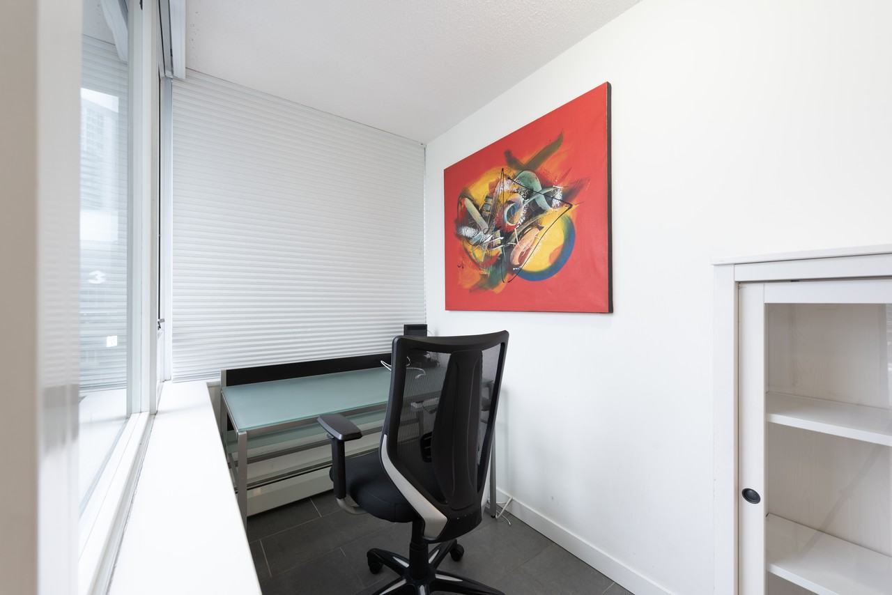 688 Abbott Street - Photo 2 of 23