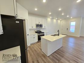 915 W Boxthorn Dr - Photo 1 of 1