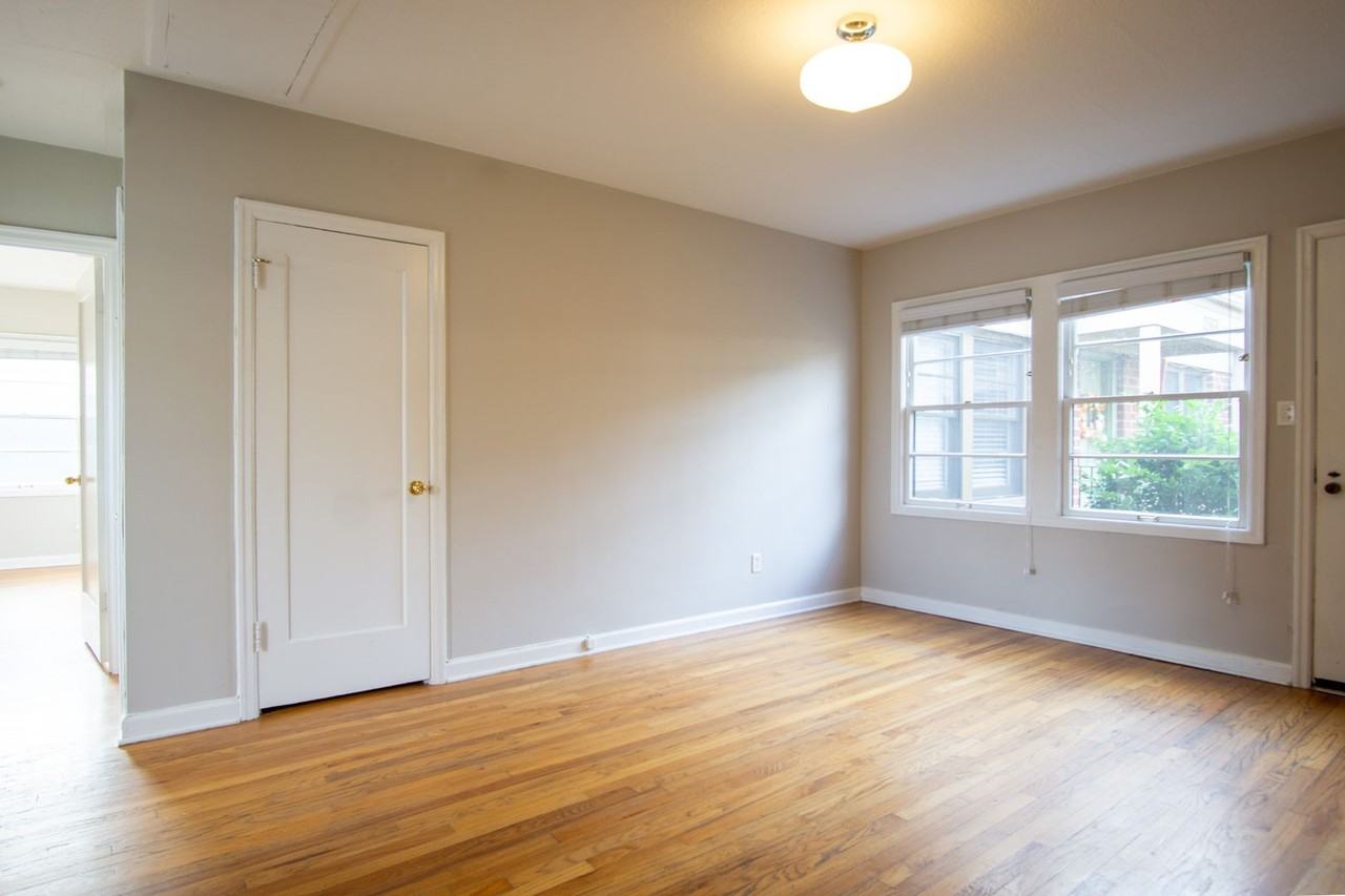 1946 Nw Lovejoy St #3 - Photo 2 of 16