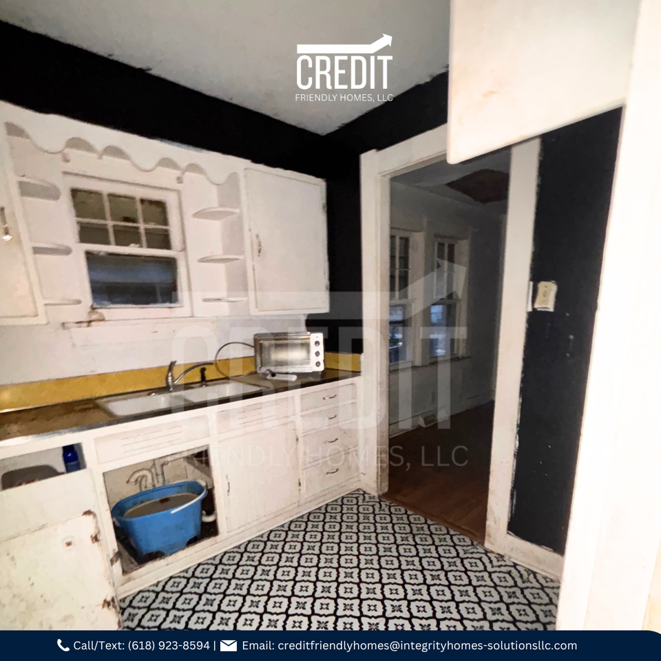 330 N 24th St - Photo 7 of 10