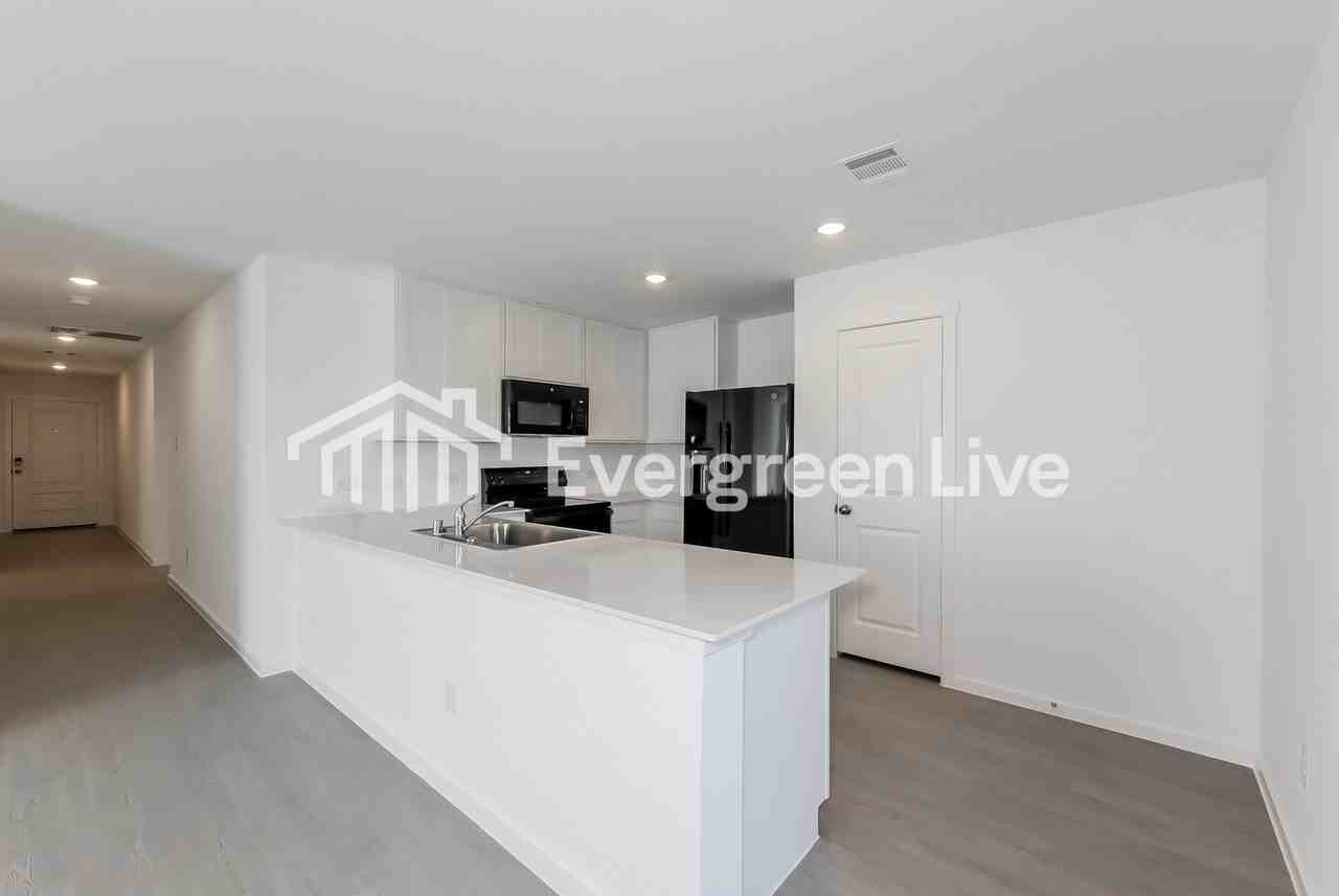 10017 Kudu Dr - Photo 5 of 15