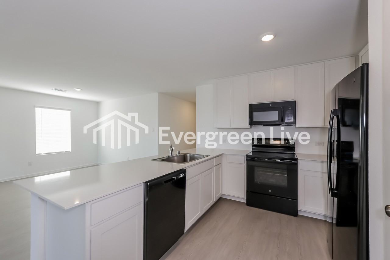 10017 Kudu Dr - Photo 7 of 15