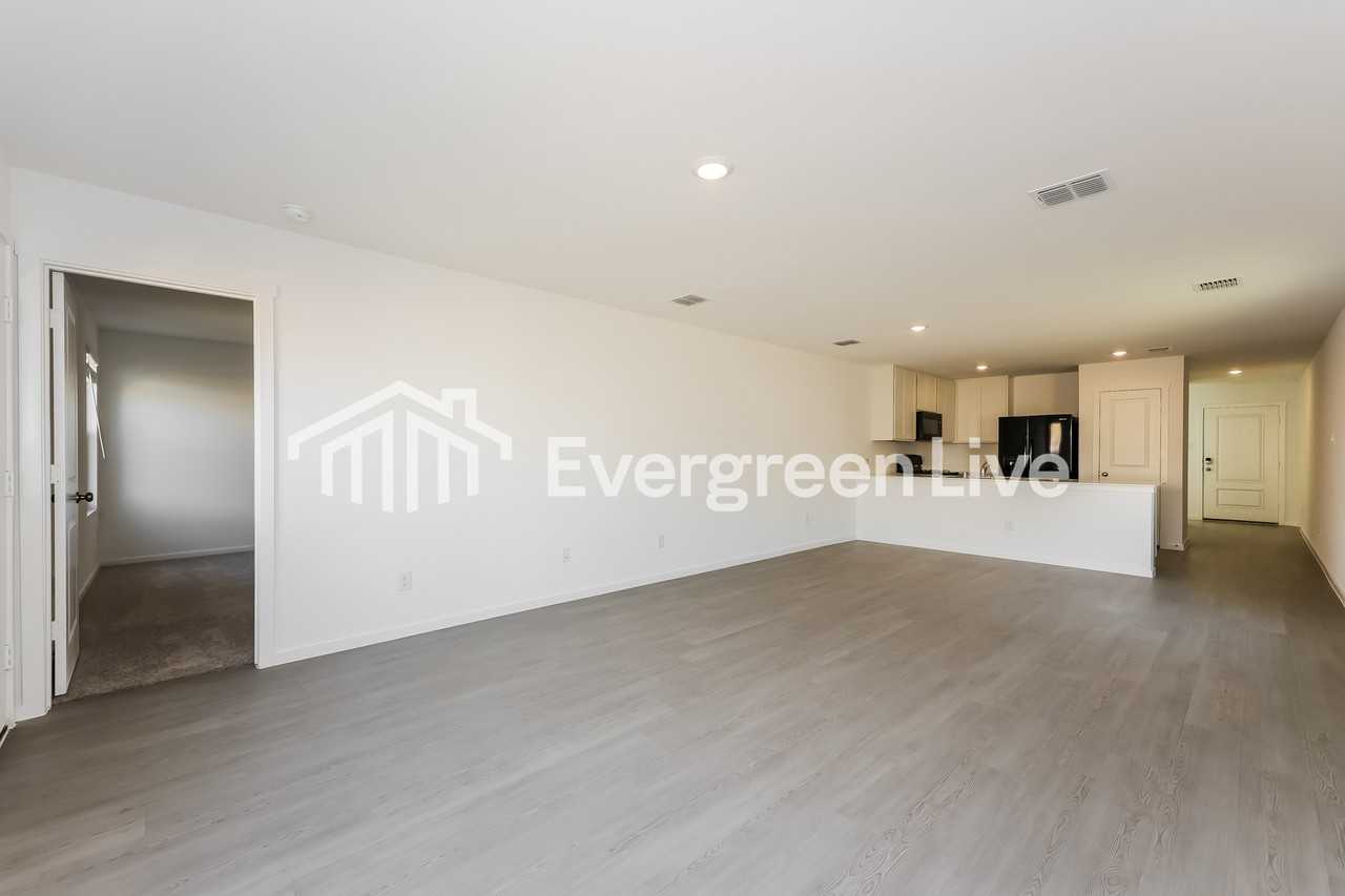 1649 Stellar Sea Ln - Photo 4 of 15