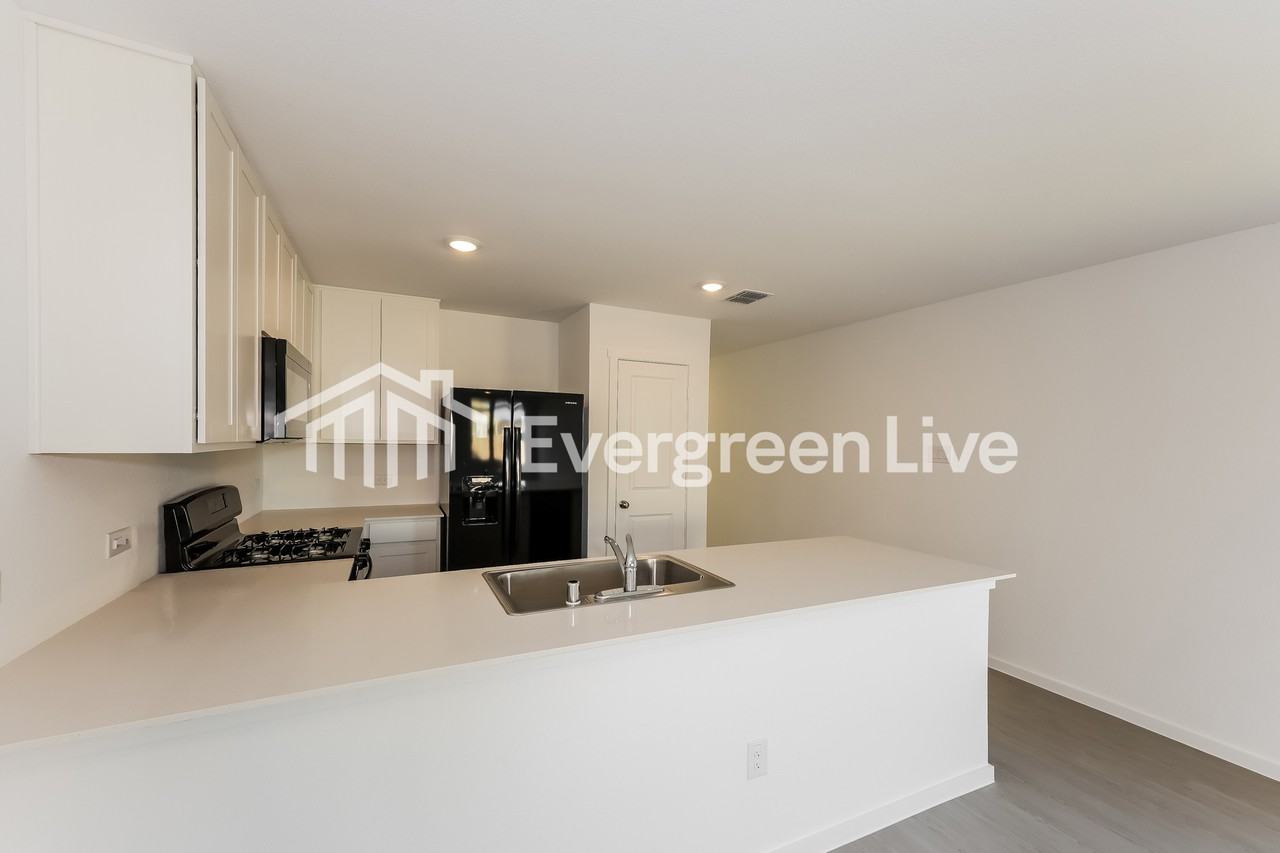 1649 Stellar Sea Ln - Photo 6 of 15