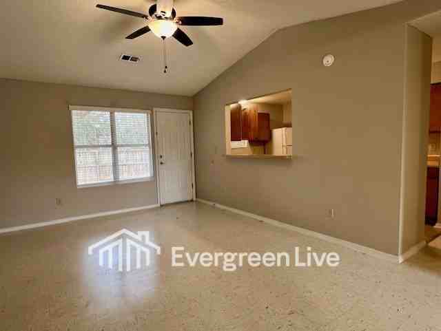 107 Jardin Ct - Photo 4 of 21