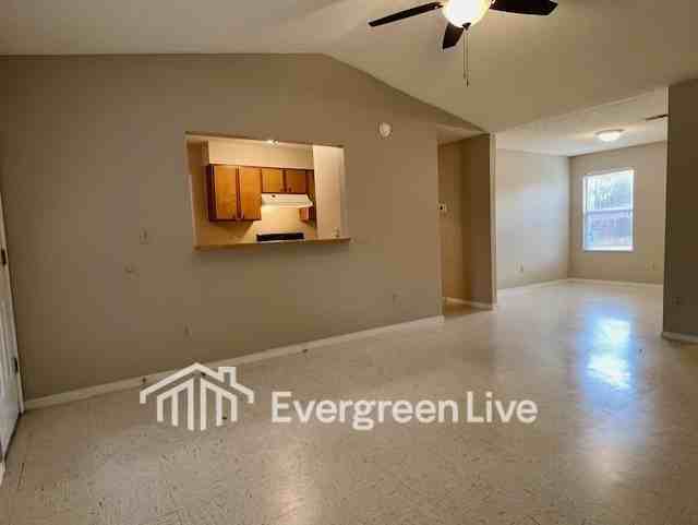 107 Jardin Ct - Photo 6 of 21