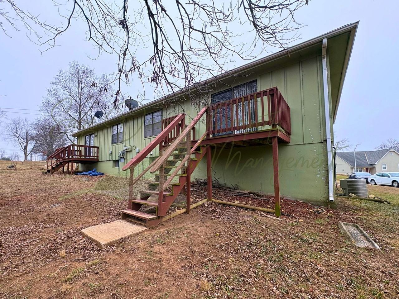 11309 Bales Ave - Photo 2 of 3