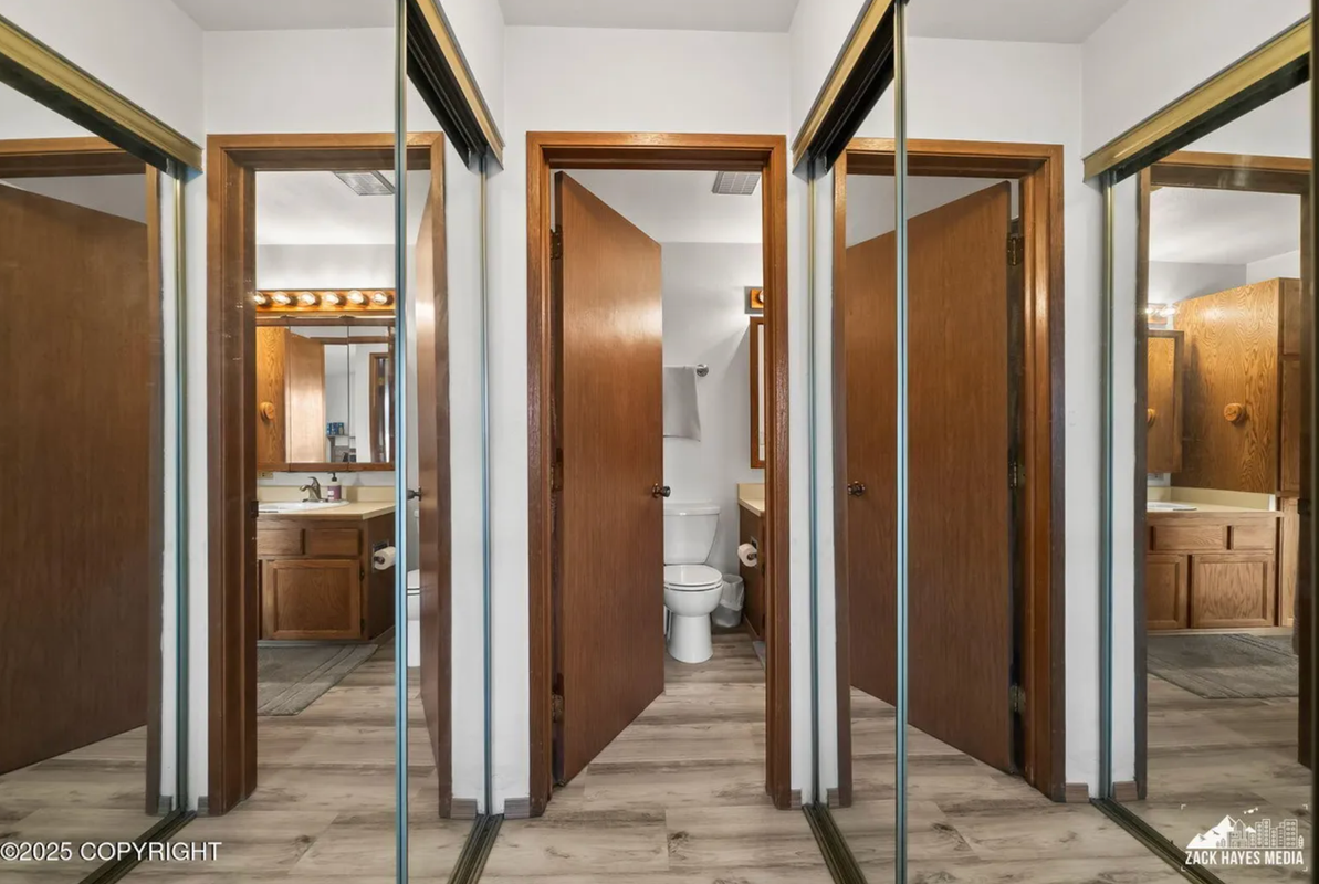 4221 Folker St - Photo 6 of 9