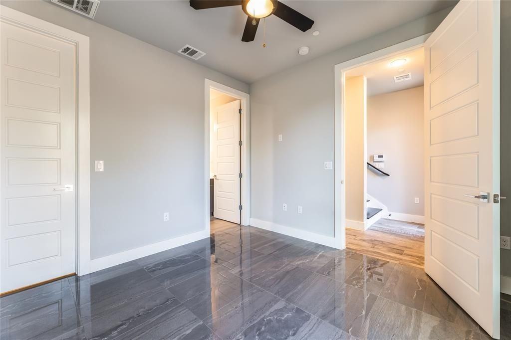 1417 Kramer Ln ##9 - Photo 6 of 40