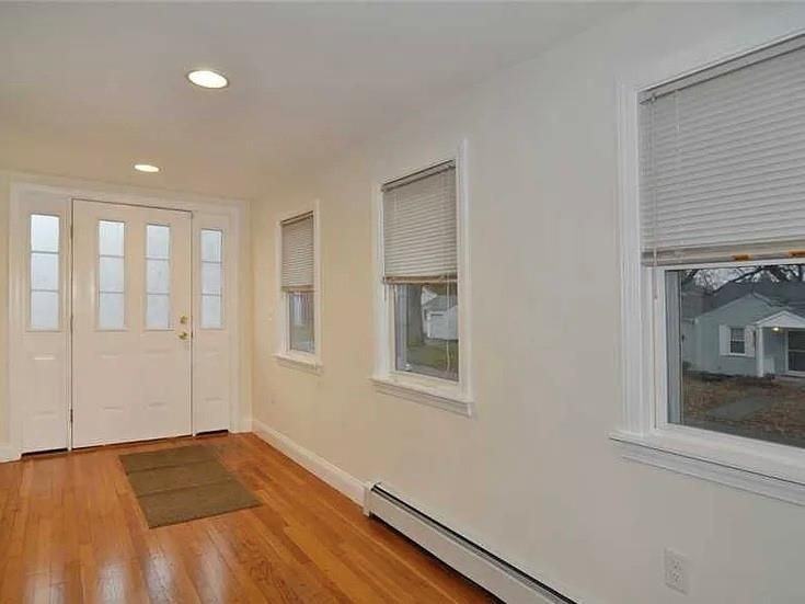 1 Hodsell St - Photo 2 of 9