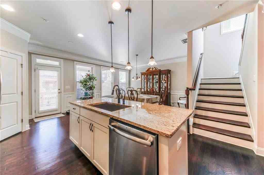 2616 Vintage Dr - Photo 6 of 24