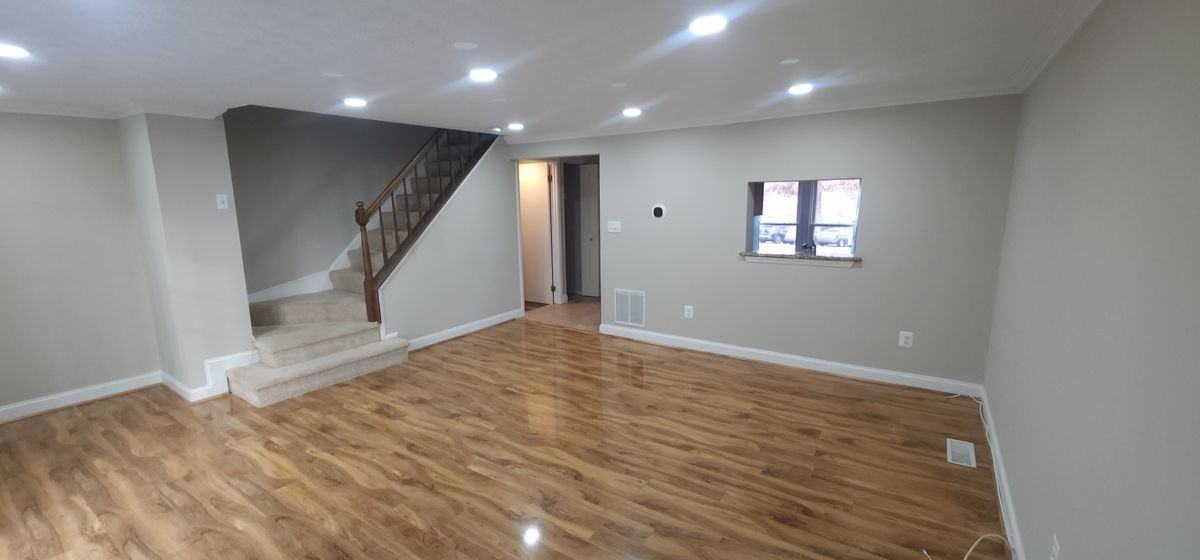 7886 Marioak Dr - Photo 7 of 41