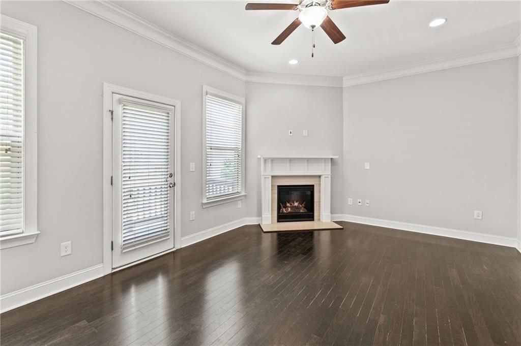 4435 Donahue Ave - Photo 7 of 37