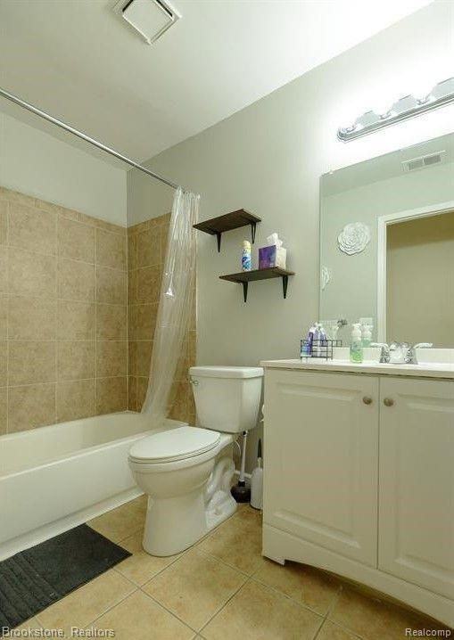 6946 Foxthorn Dr - Photo 3 of 3