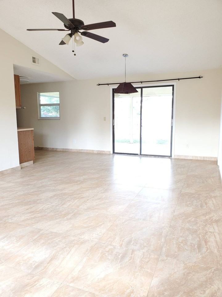 1734 Sw Carolina St - Photo 2 of 18