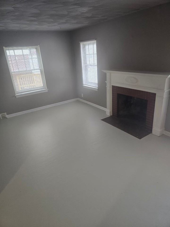 225 Taft Pl - Photo 4 of 19