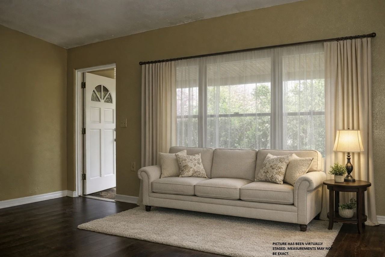 882 Prim Dr - Photo 2 of 23