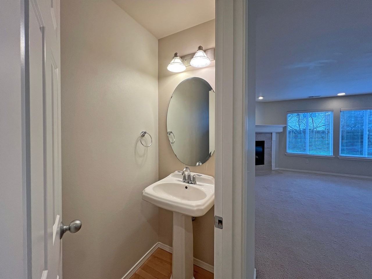 23527 Se 243rd St - Photo 7 of 49