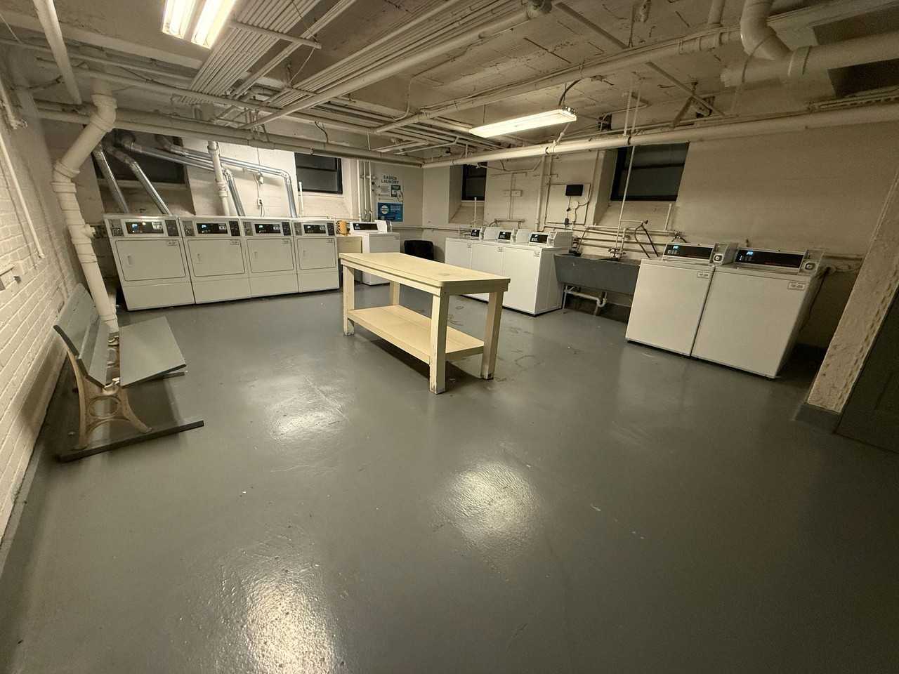 The Annason - Photo 2 of 3