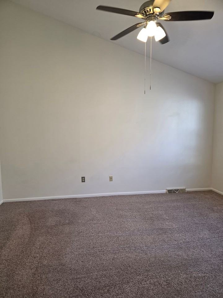 529 Schooner Way - Photo 2 of 50