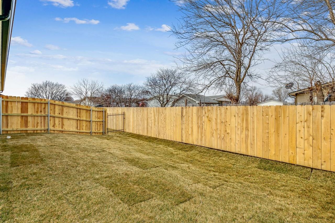 3513 W 45th St S - Photo 5 of 29