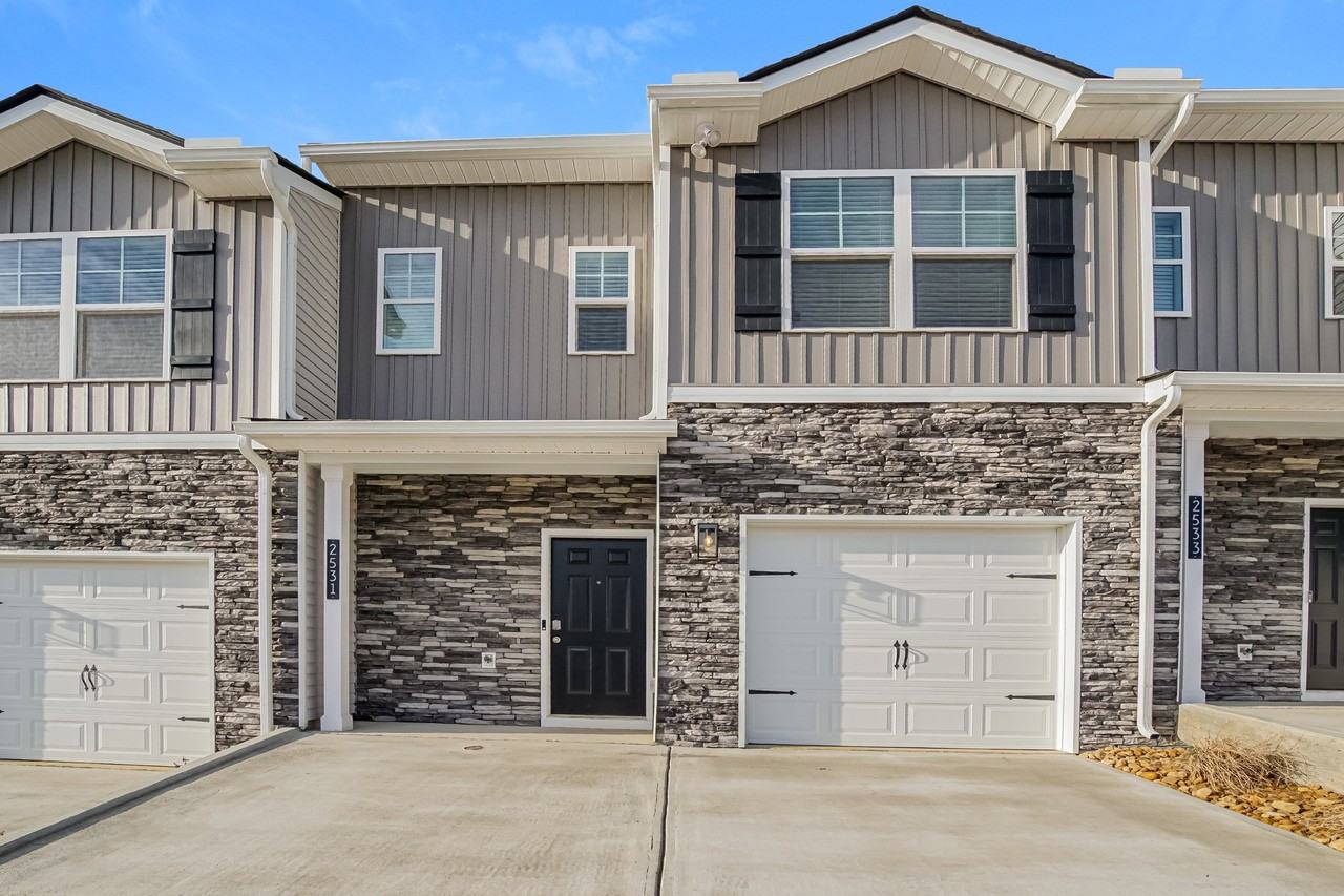 2531 Legg Creek Ln - Photo 6 of 17