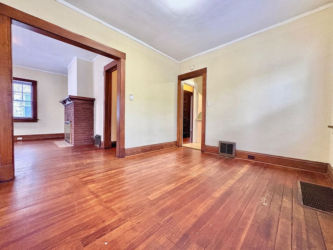 1212 E Donald St - Photo 5 of 12