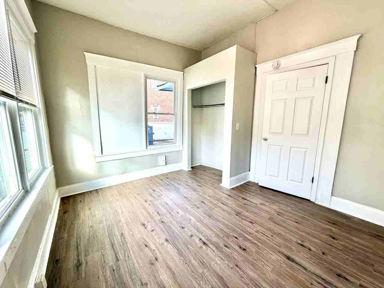 3640 Reading Rd - Photo 4 of 7