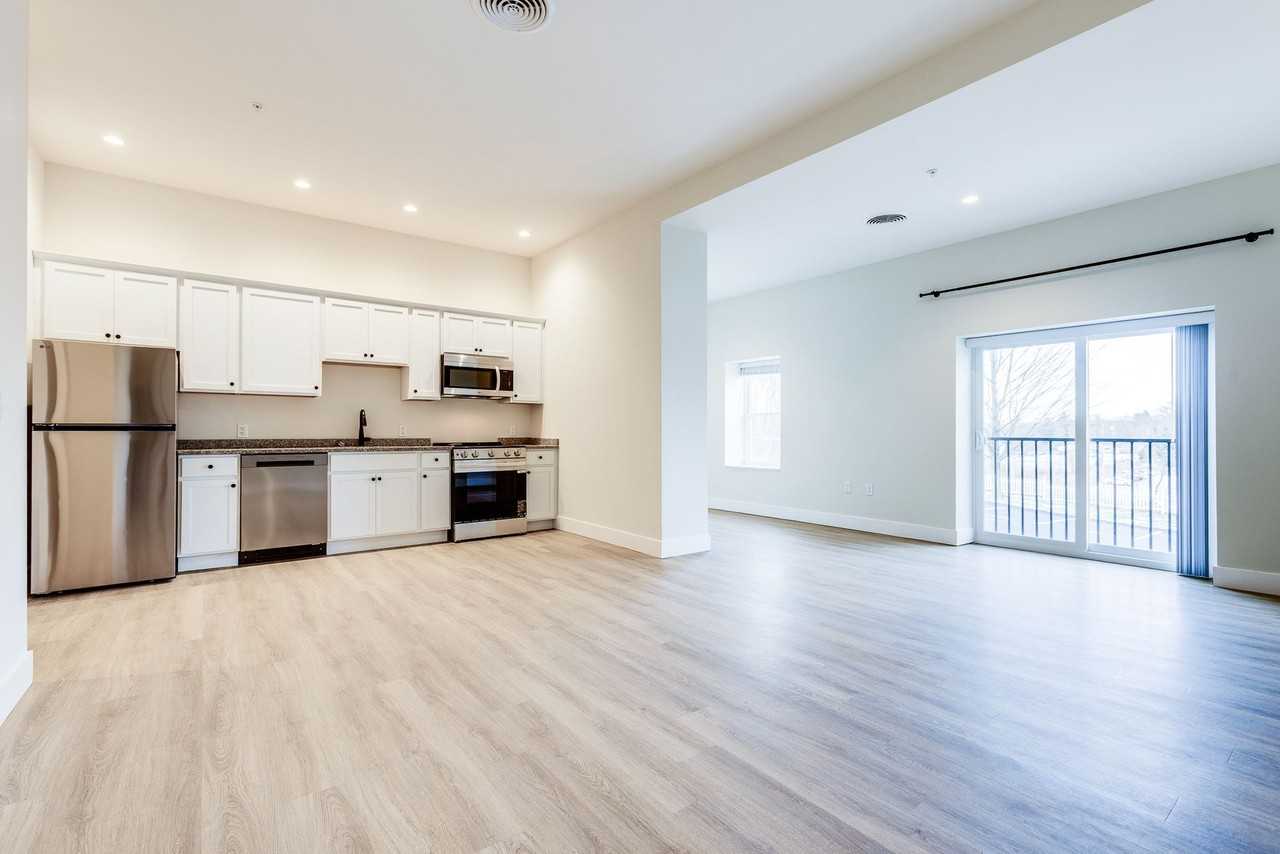 Gallery Garden Apartments - Photo 6 of 50