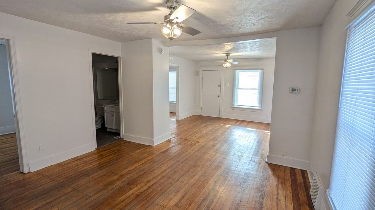 3530 Avenue A - Photo 4 of 15