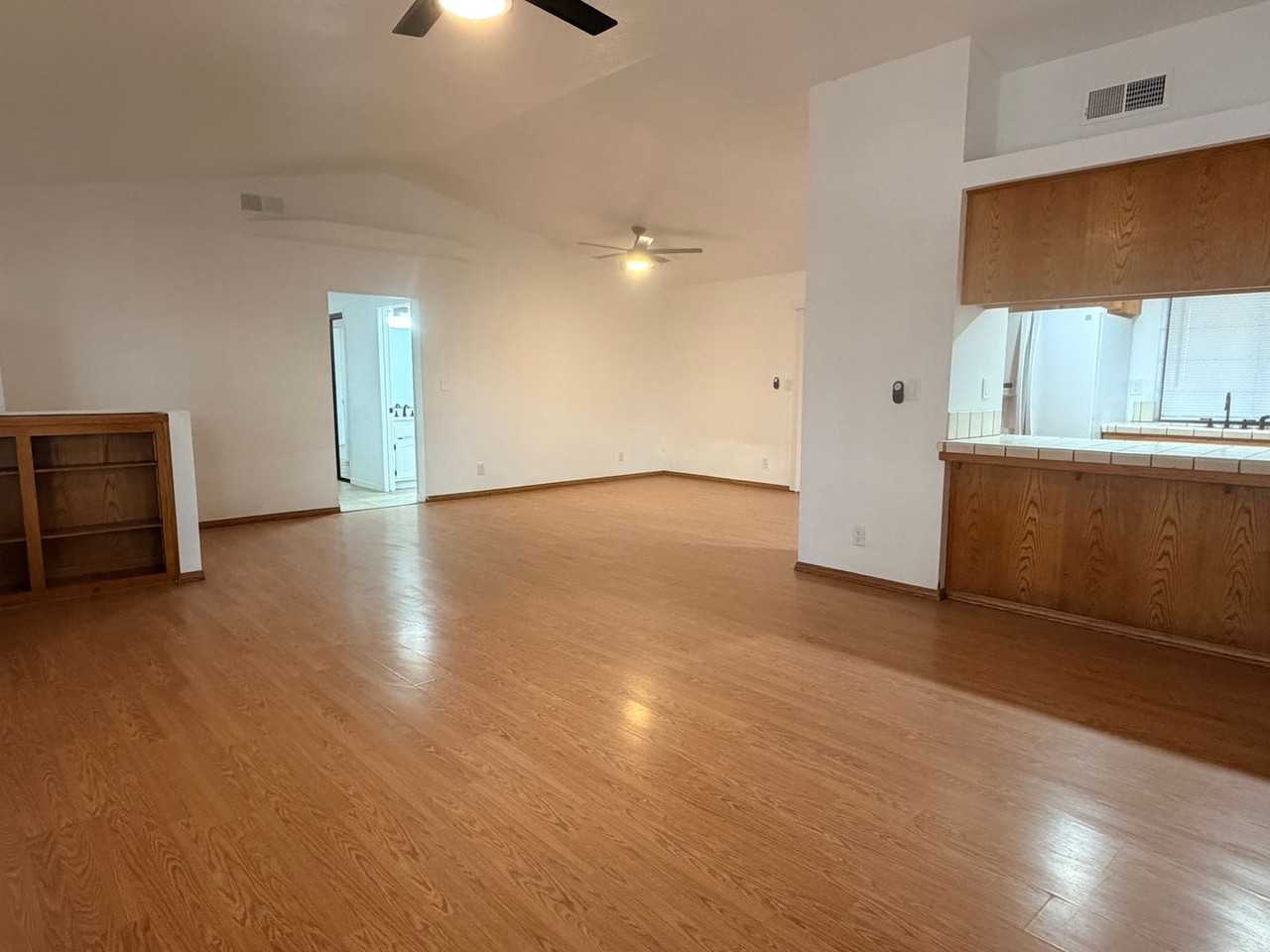 9143 Evelyn Ave - Photo 5 of 16