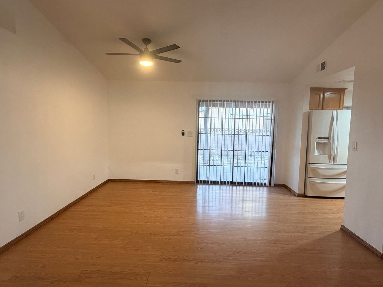 9143 Evelyn Ave - Photo 6 of 16