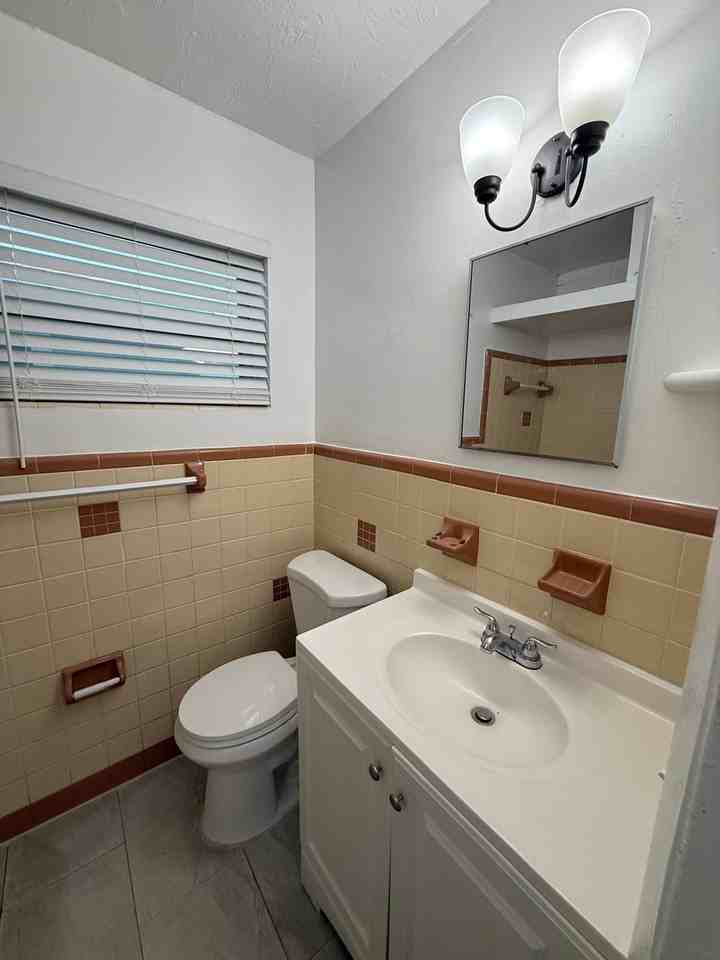 732 S J Street Lake Worth Beach, FL 33460 - Photo 6 of 6