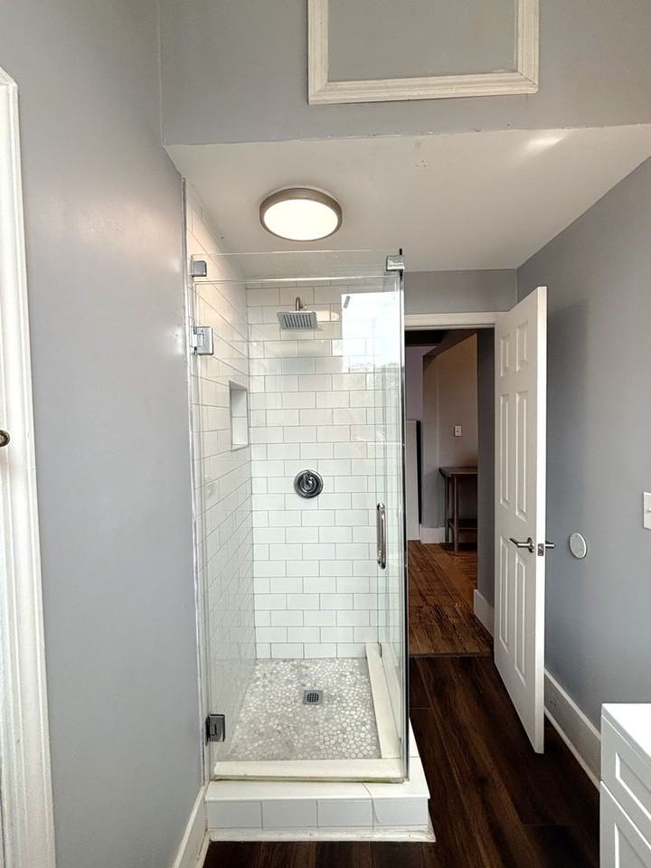 SMITH - Photo 7 of 50