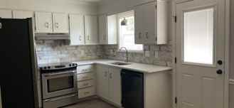 Victoria Lane Apartments - Photo 1 of 1
