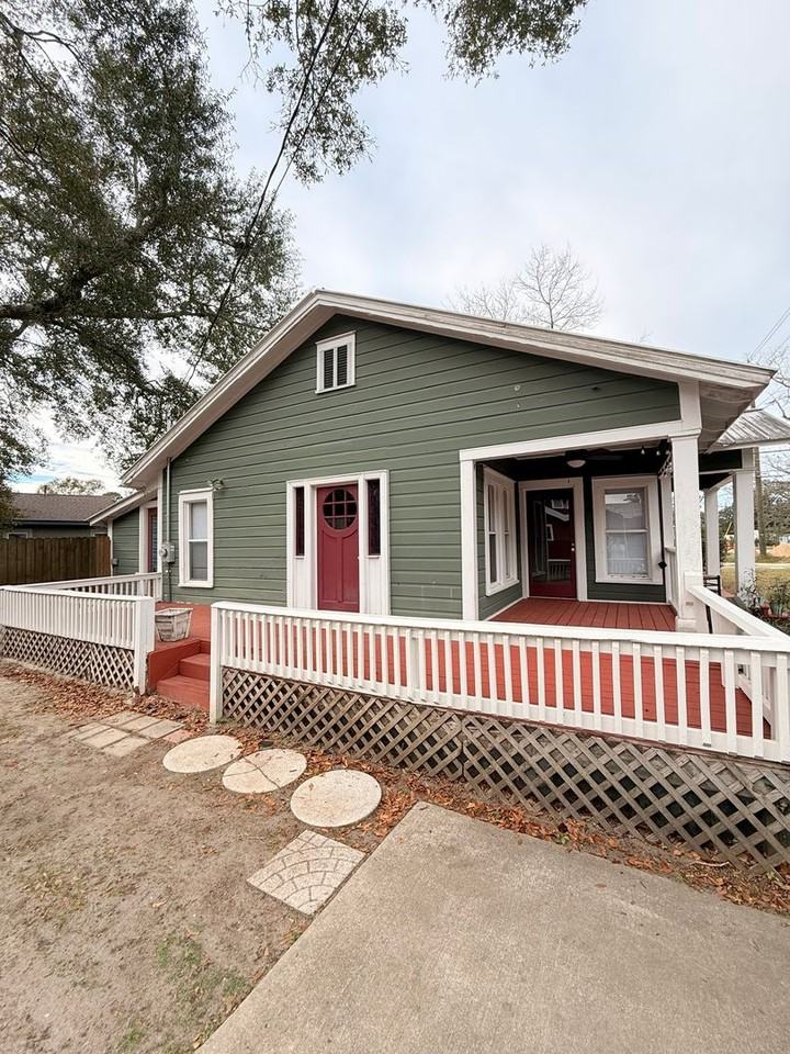 323 W 6th Ave - Photo 3 of 16