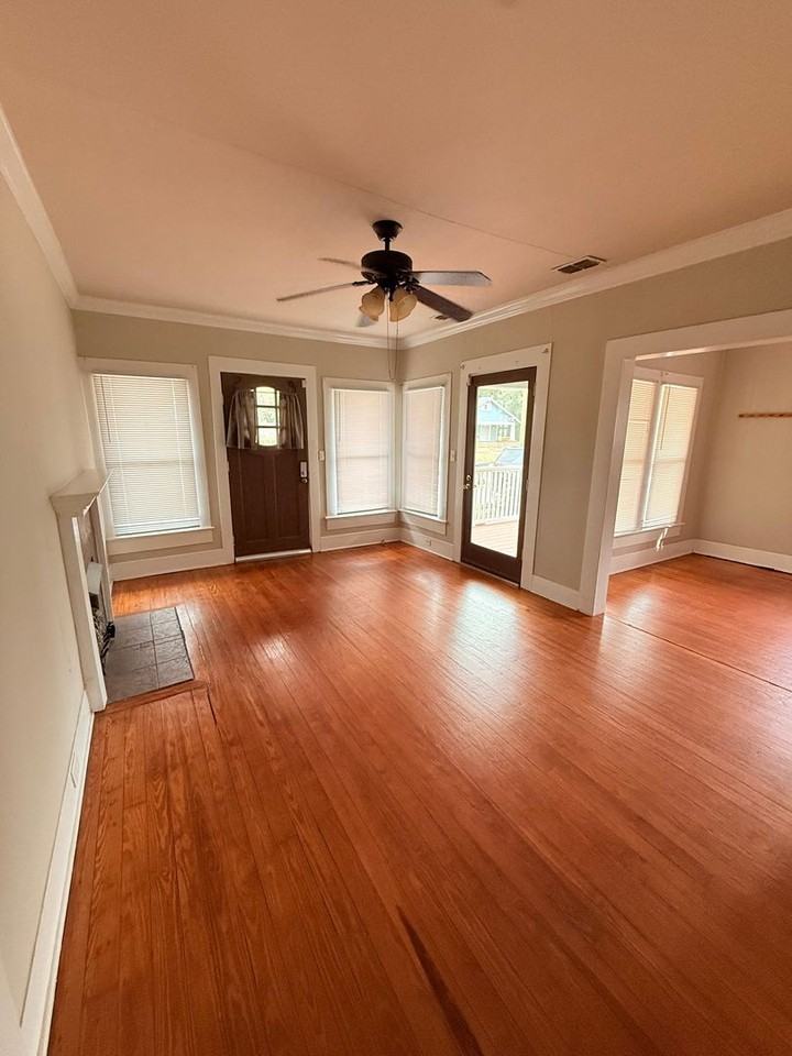 323 W 6th Ave - Photo 5 of 16