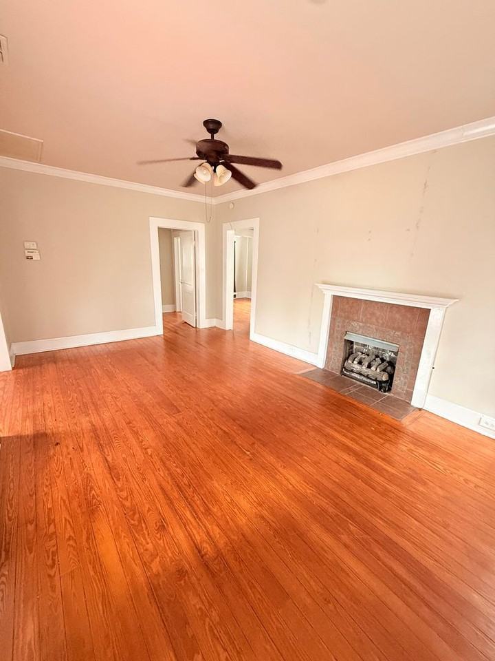 323 W 6th Ave - Photo 7 of 16