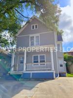 featured image of 231 S 4th St